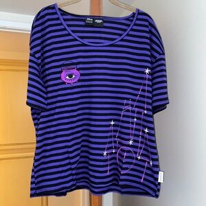 Her Universe Hocus Pocus Shirt